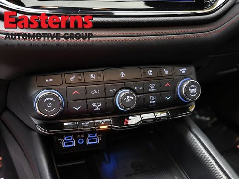 Used 2024 Dodge Durango R/T AWD/4WD image 20