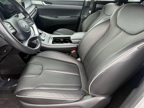 Used 2025 Hyundai Palisade SEL FWD image 13