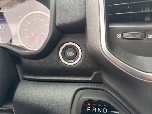 New 2026 RAM 1500 4x4 Crew Cab image 16