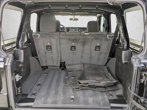 Used 2023 Jeep Wrangler Unlimited Sport AWD/4WD image 6