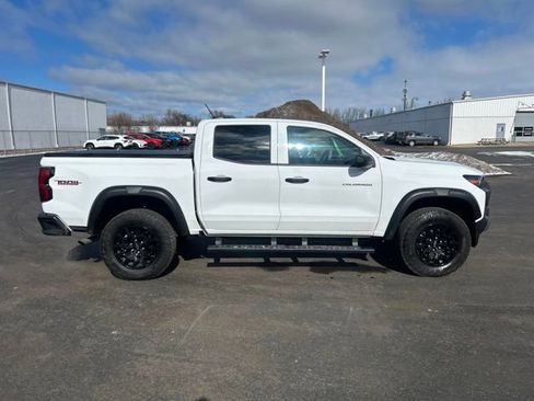 Used 2024 Chevrolet Colorado Trail Boss w/ Advanced Trailering Package image 8