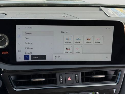 Certified 2025 Lexus ES 350 350 w/ Premium Package image 19