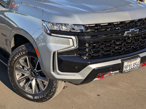 Used 2024 Chevrolet Tahoe Z71 w/ Luxury Package image 5
