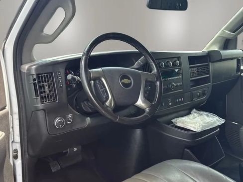 Used 2019 Chevrolet Express 2500 w/ Driver Convenience Package RWD image 2