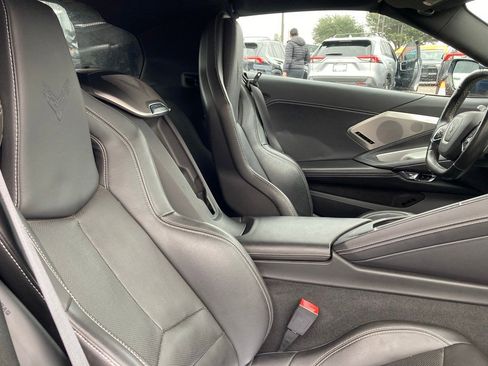 Used 2021 Chevrolet Corvette Stingray Preferred Cpe w/ Z51 Performance Package image 14