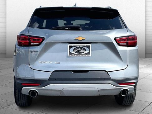 Used 2025 Chevrolet Blazer LT w/ Convenience Package image 3