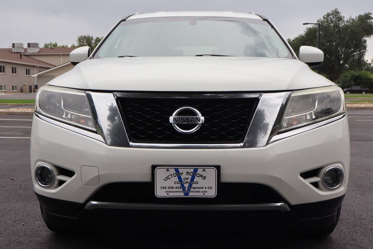 Used 2016 Nissan Pathfinder SV AWD/4WD image 13