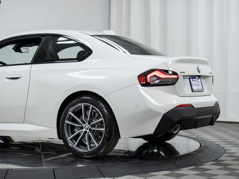 Used 2025 BMW 230i xDrive Coupe w/ Convenience Package image 29