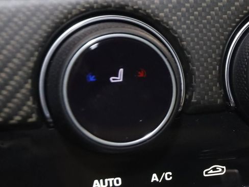 Used 2021 Jaguar F-TYPE R image 8