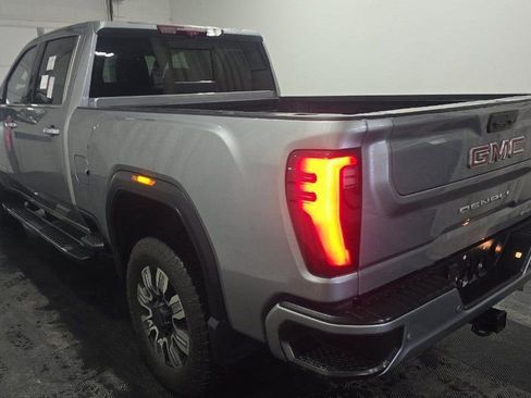 Used 2024 GMC Sierra 2500 Denali w/ Technology Package image 4