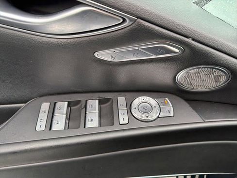 Used 2022 Genesis G80 2.5T w/ Advanced Package image 13