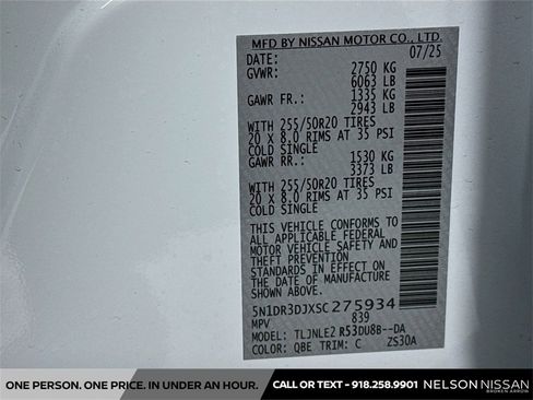 Certified 2025 Nissan Pathfinder Platinum w/ Black Appearance Package image 35