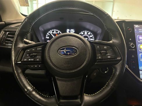 Used 2024 Subaru Ascent Onyx Edition image 10
