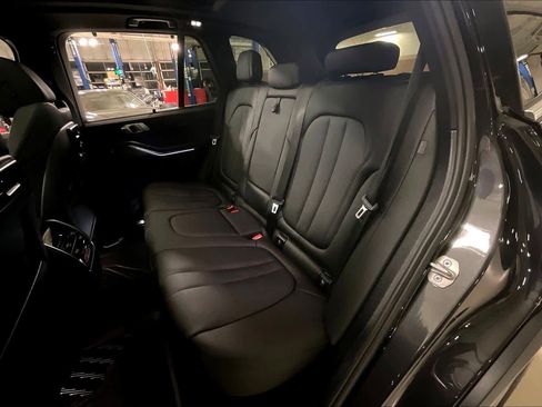 Used 2021 BMW X5 sDrive40i w/ Premium Package 2 image 19