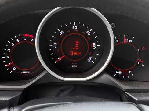 Used 2012 Toyota 4Runner Limited AWD/4WD image 6