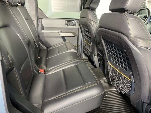 Used 2021 Ford Bronco Badlands image 11