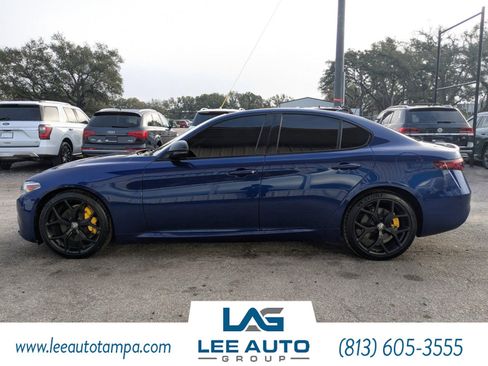 Used 2021 Alfa Romeo Giulia Ti w/ Nero Edizione image 6