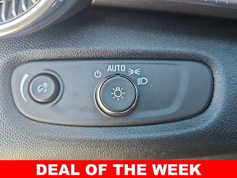 Used 2025 Chevrolet Trax ACTIV w/ Driver Confidence Package image 25