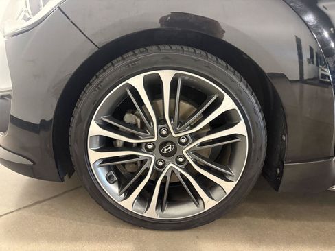 Used 2016 Hyundai Veloster Turbo FWD image 50