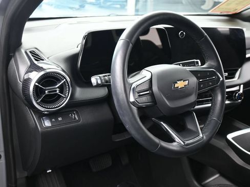Used 2026 Chevrolet Equinox LT FWD image 14