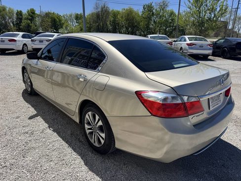 Used 2013 Honda Accord LX image 4