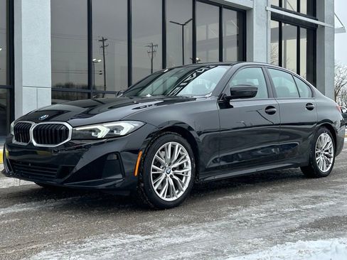 Used 2023 BMW 330i Sedan w/ Premium Package image 5