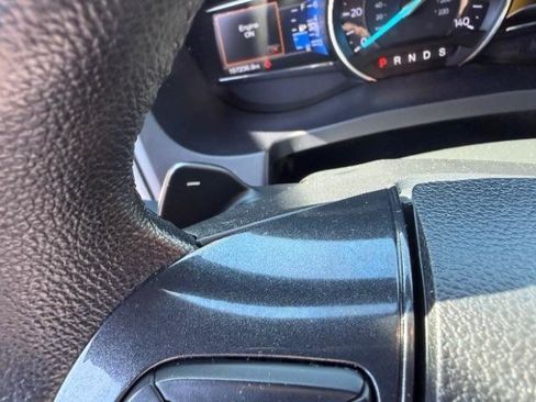 Used 2017 Ford Explorer XLT w/ Equipment Group 202A image 24