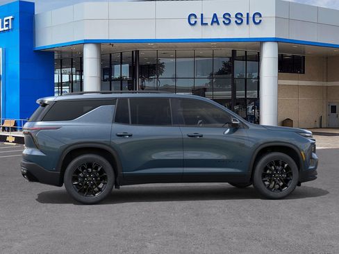 New 2026 Chevrolet Traverse LT image 5