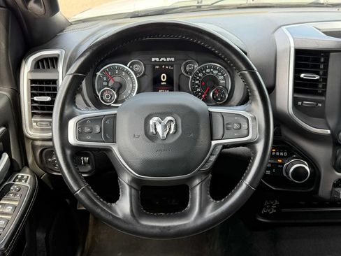 Used 2024 RAM 2500 Big Horn AWD/4WD image 32