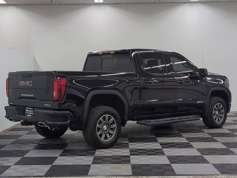 Used 2024 GMC Sierra 1500 AT4 w/ AT4 Preferred Package AWD/4WD image 7