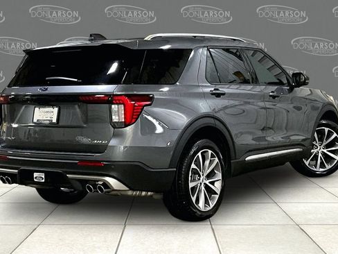 Certified 2025 Ford Explorer Platinum w/ Ultimate Package AWD/4WD image 7