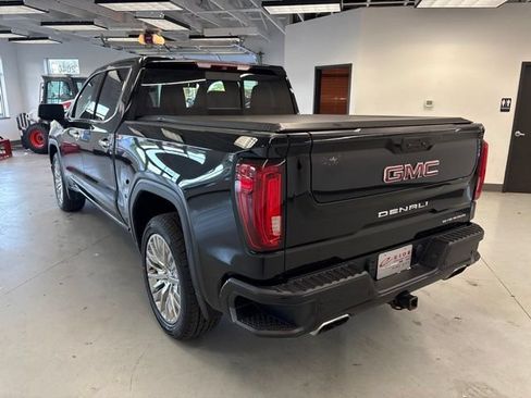 Used 2019 GMC Sierra 1500 Denali w/ Denali Ultimate Package AWD/4WD image 6