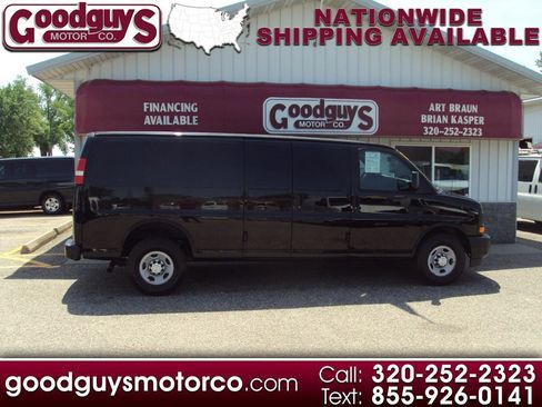 Used 2017 Chevrolet Express 3500 Extended RWD image 1