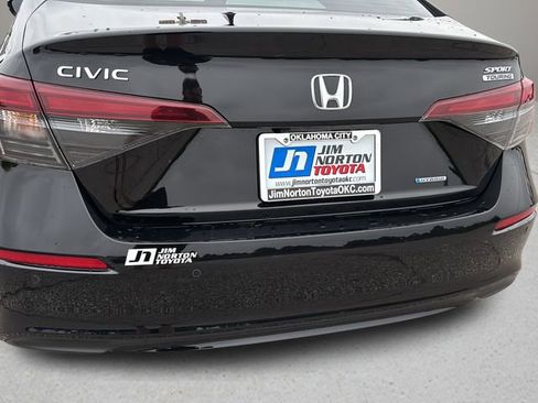 Used 2025 Honda Civic Sport image 29