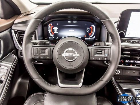 Used 2023 Nissan Rogue Platinum w/ Platinum Premium Package image 22