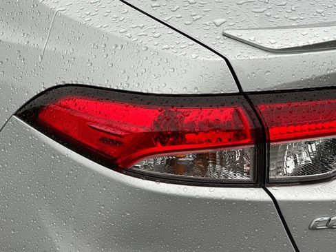 Used 2024 Toyota Corolla SE image 47