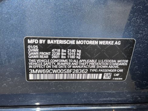 Used 2025 BMW 330i Sedan w/ Convenience Package RWD image 35