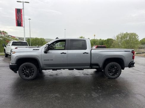 New 2026 Chevrolet Silverado 2500 LT w/ Trail Boss Package AWD/4WD image 9