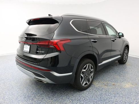 Used 2022 Hyundai Santa Fe Limited image 3