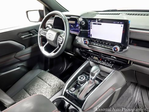 Certified 2024 Chevrolet Colorado Z71 w/ Z71 Convenience Package 2 image 24