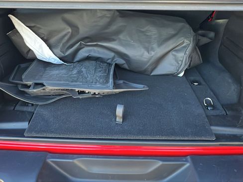 Used 2025 Jeep Wrangler Willys image 13