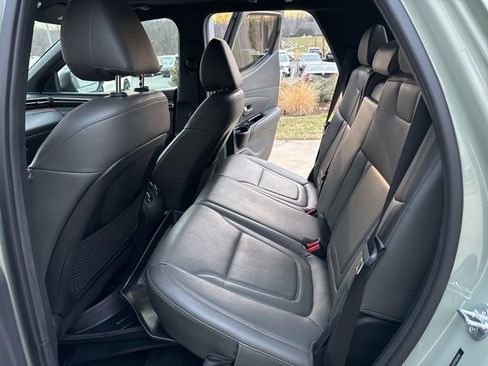 Used 2023 Hyundai Santa Cruz Limited image 16