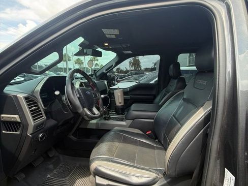 Used 2018 Ford F150 Raptor w/ Equipment Group 802A Luxury AWD/4WD image 8