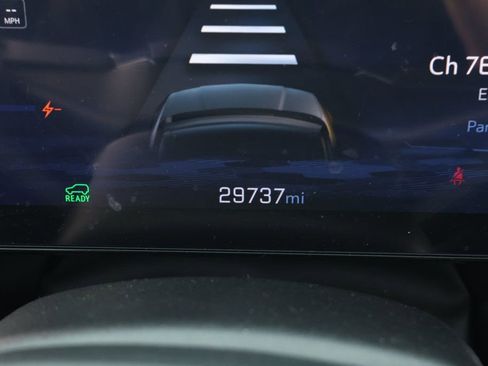 Used 2024 Chevrolet Blazer EV LT image 12