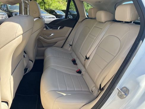Used 2017 Mercedes-Benz GLC 300 image 7