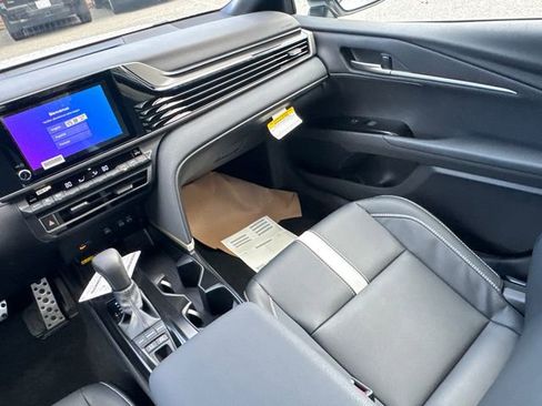 New 2026 Toyota Camry SE FWD image 18