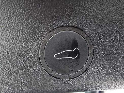 Used 2024 Tesla Model Y Long Range image 16