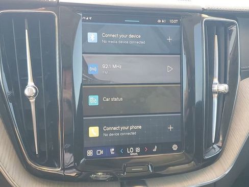 Used 2022 Volvo XC60 T8 Inscription w/ Advanced Package image 22