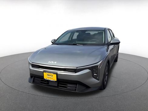 Used 2025 Kia K4 LXS image 7