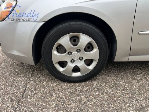 Used 2008 Kia Spectra LX FWD image 10